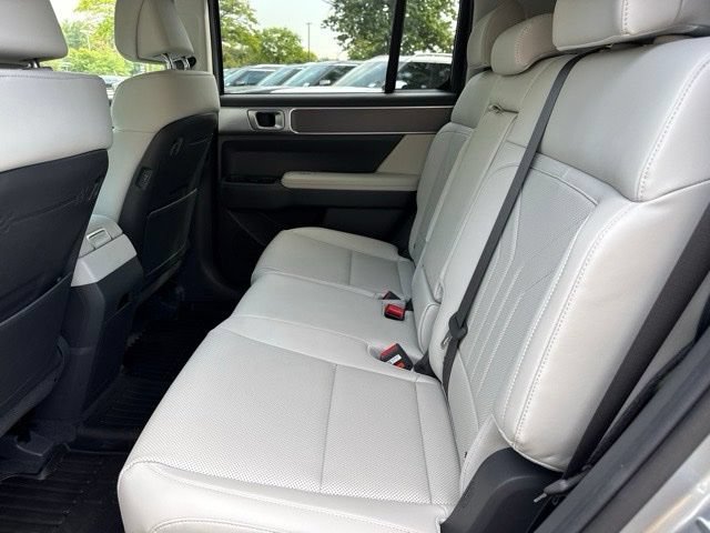 Used 2025 Hyundai Santa Fe SEL AWD/4WD image 21