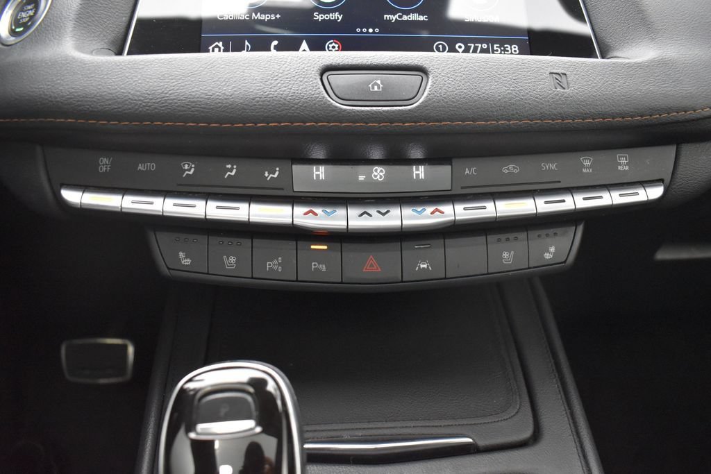Used 2020 Cadillac XT4 Sport AWD/4WD image 23