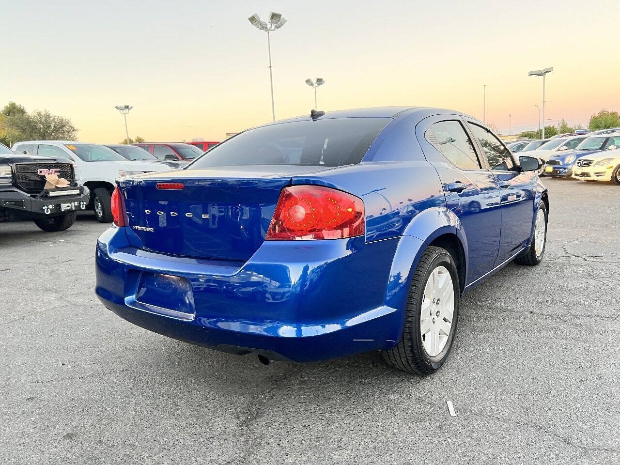 Used 2014 Dodge Avenger SE FWD image 7