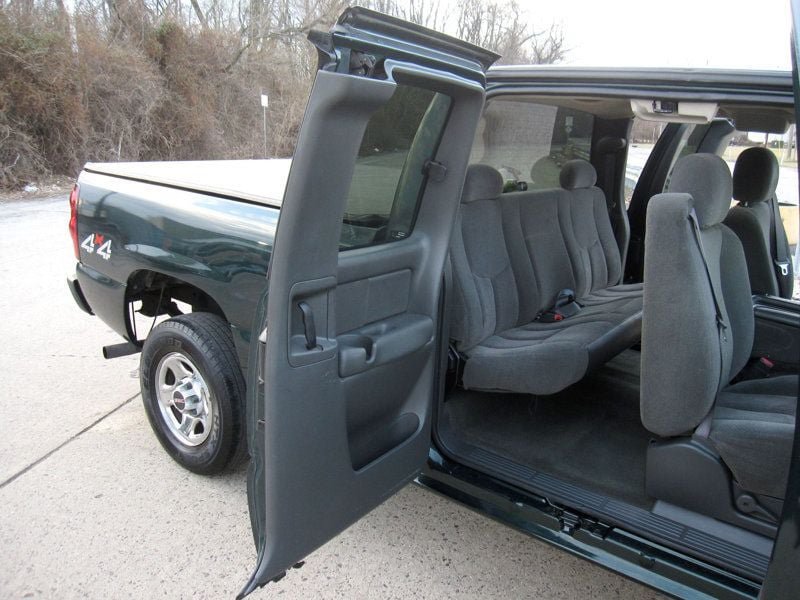 Used 2003 Chevrolet Silverado 1500 LS AWD/4WD image 27