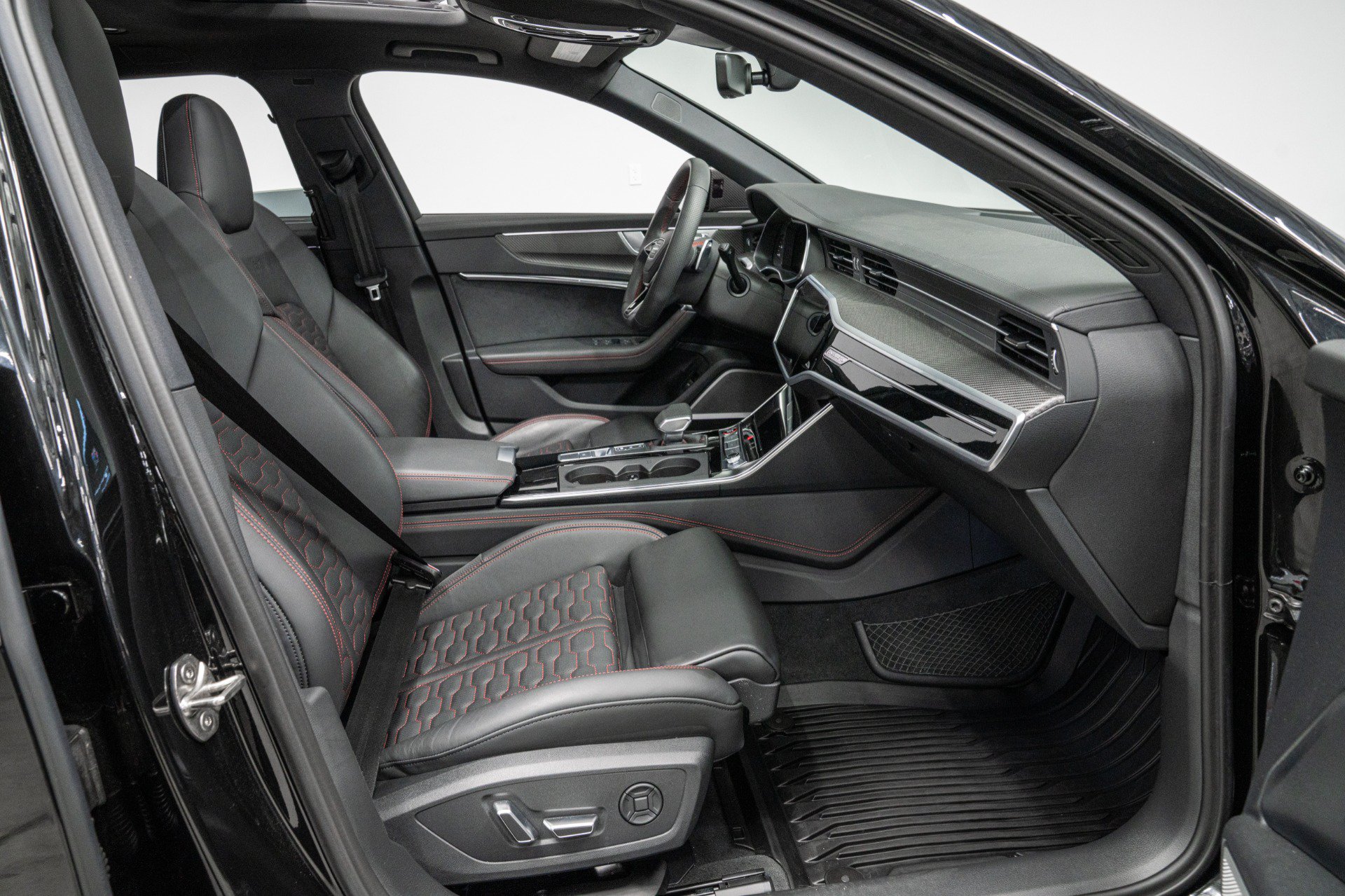 Used 2026 Audi RS 6 performance AWD/4WD image 34
