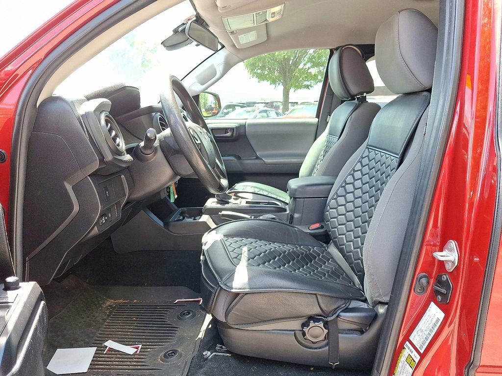 Used 2022 Toyota Tacoma SR AWD/4WD image 11