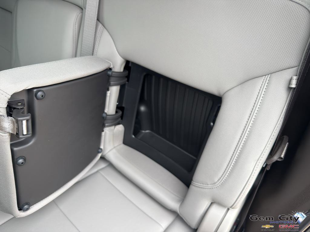 Used 2024 Chevrolet Silverado 1500 LTZ w/ LTZ Premium Package image 12