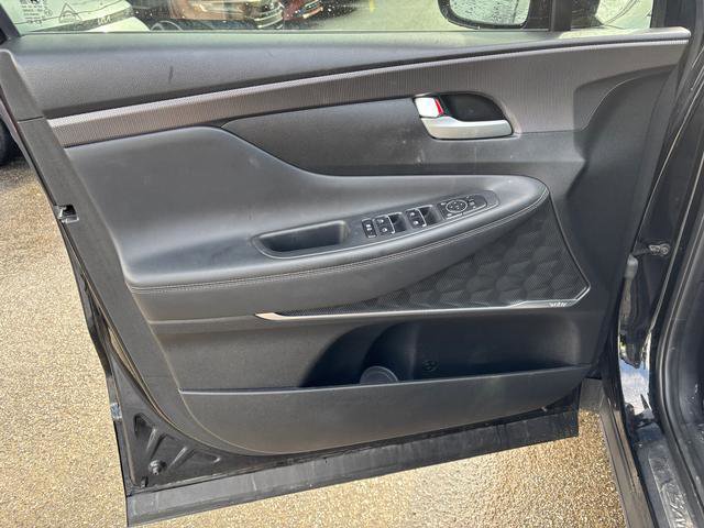 Used 2019 Hyundai Santa Fe Limited image 10