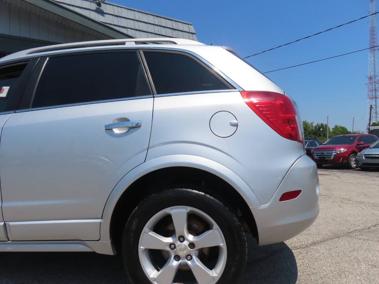 Used 2014 Chevrolet Captiva Sport LT FWD image 24