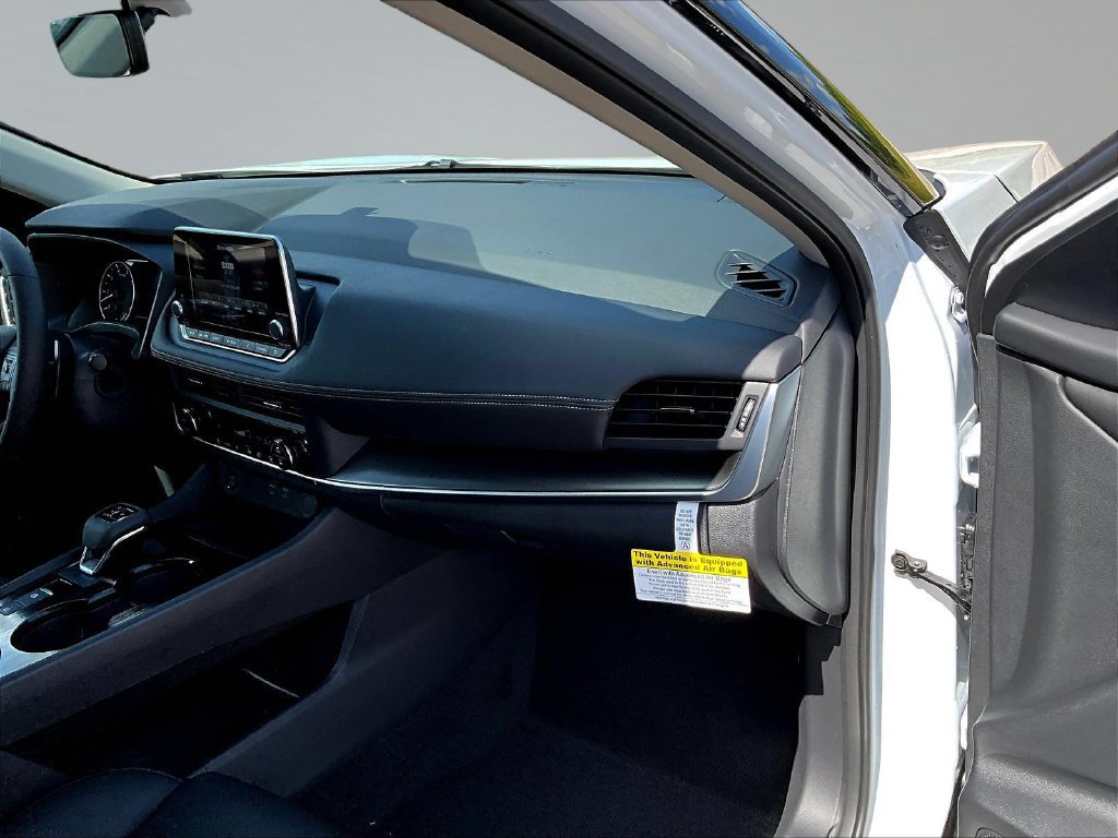 New 2026 Nissan Rogue Dark Armor AWD/4WD image 30