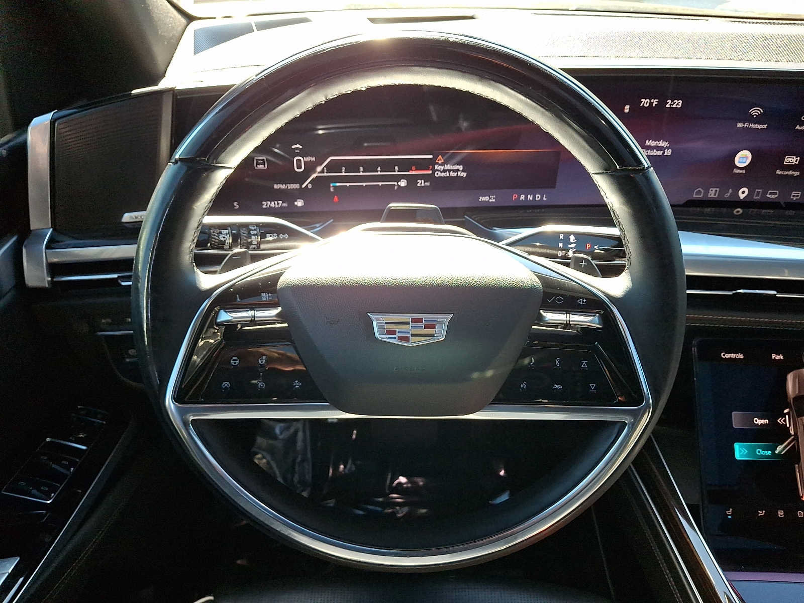 Certified 2025 Cadillac Escalade Premium Luxury w/ Touring Package AWD/4WD image 13