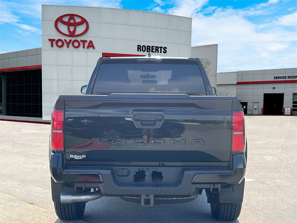 New 2025 Toyota Tacoma TRD Sport image 6
