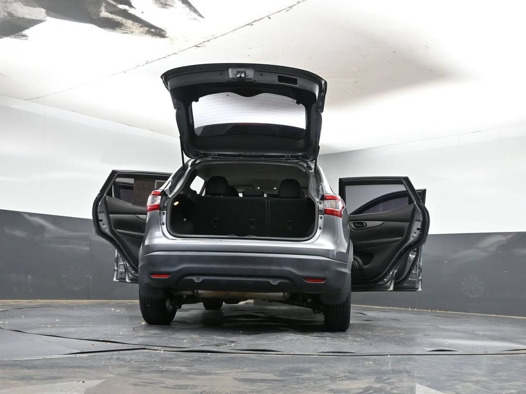 Used 2022 Nissan Rogue Sport S FWD image 37