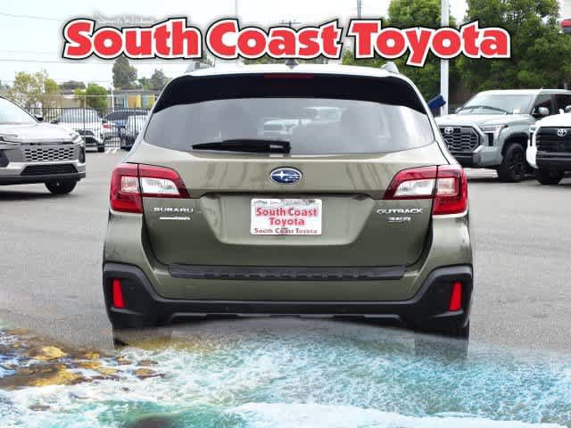 Used 2018 Subaru Outback 3.6R Touring AWD/4WD image 14
