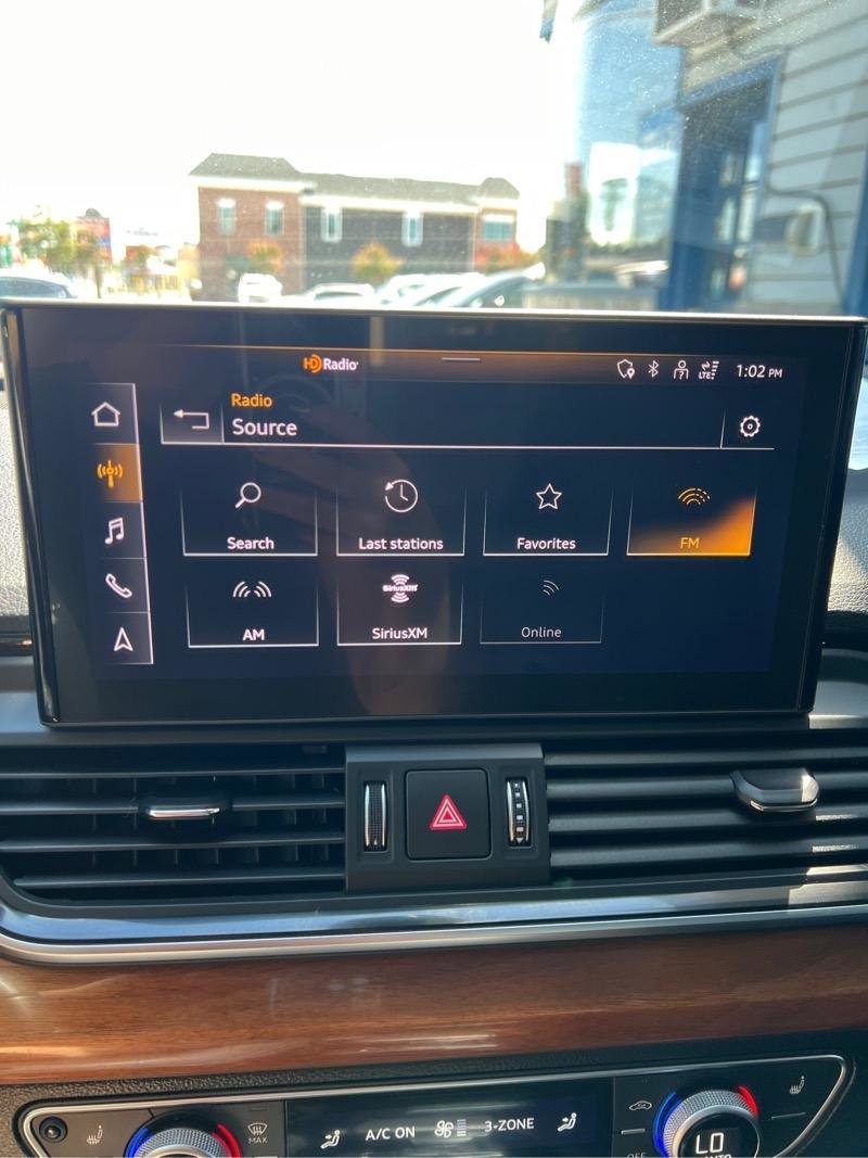 Used 2022 Audi Q5 2.0T Premium w/ Convenience Package image 33