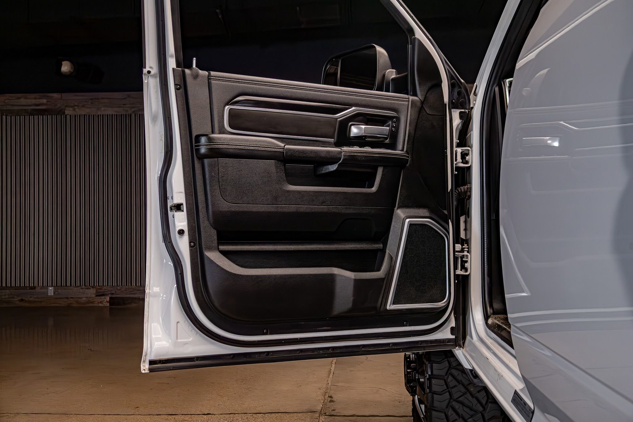Used 2021 RAM 3500 Laramie w/ Night Edition AWD/4WD image 28