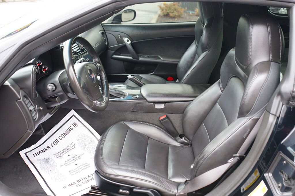 Used 2013 Chevrolet Corvette Coupe image 17