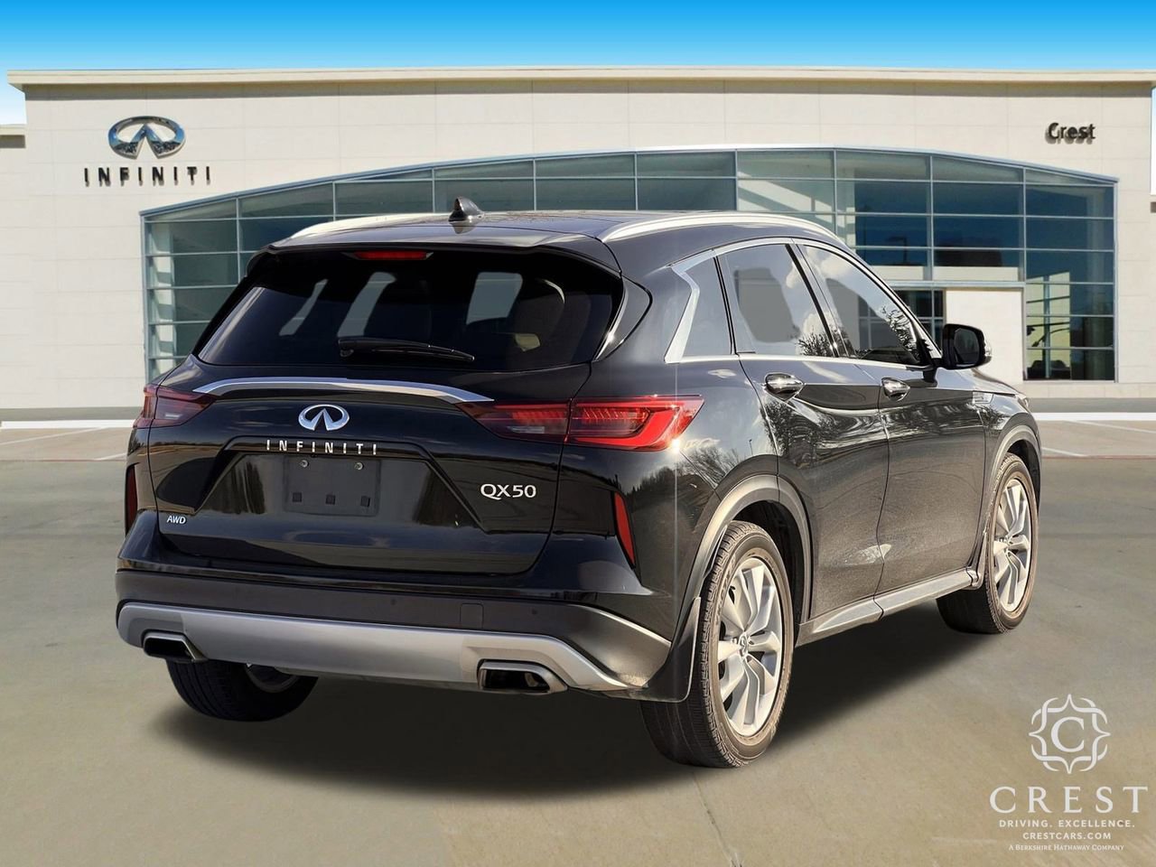 Certified 2022 INFINITI QX50 Essential image 4