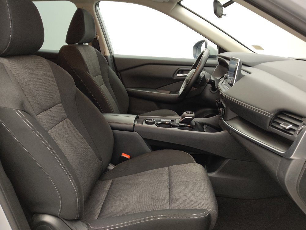 Used 2025 Nissan Rogue SV AWD/4WD image 21