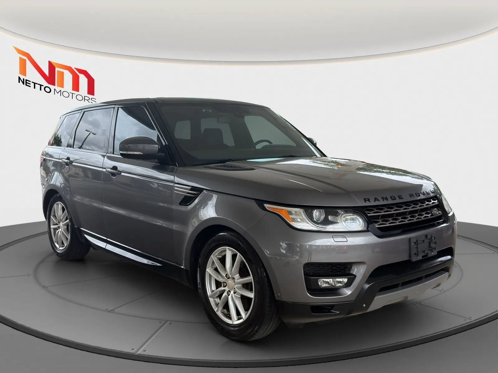 Used 2014 Land Rover Range Rover Sport SE AWD/4WD image 7