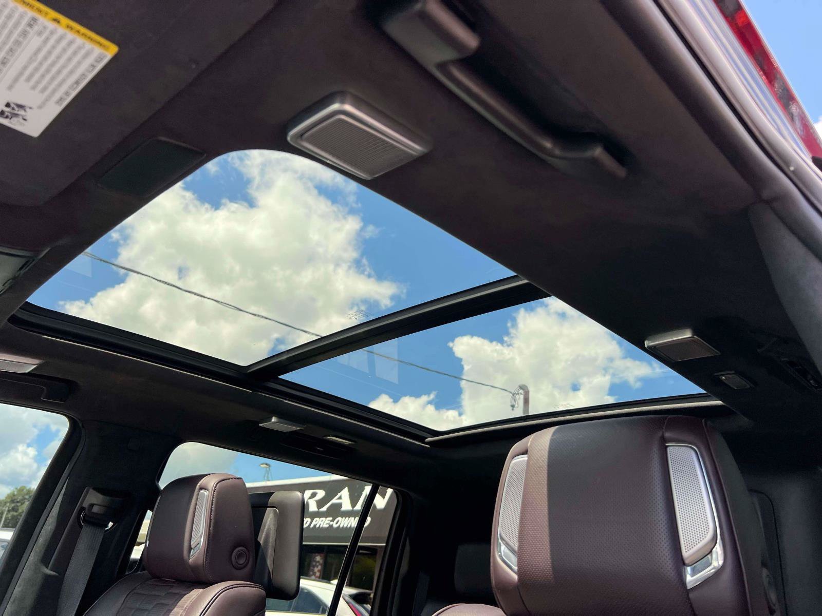 Certified 2023 Cadillac Escalade ESV Sport Platinum AWD/4WD image 18