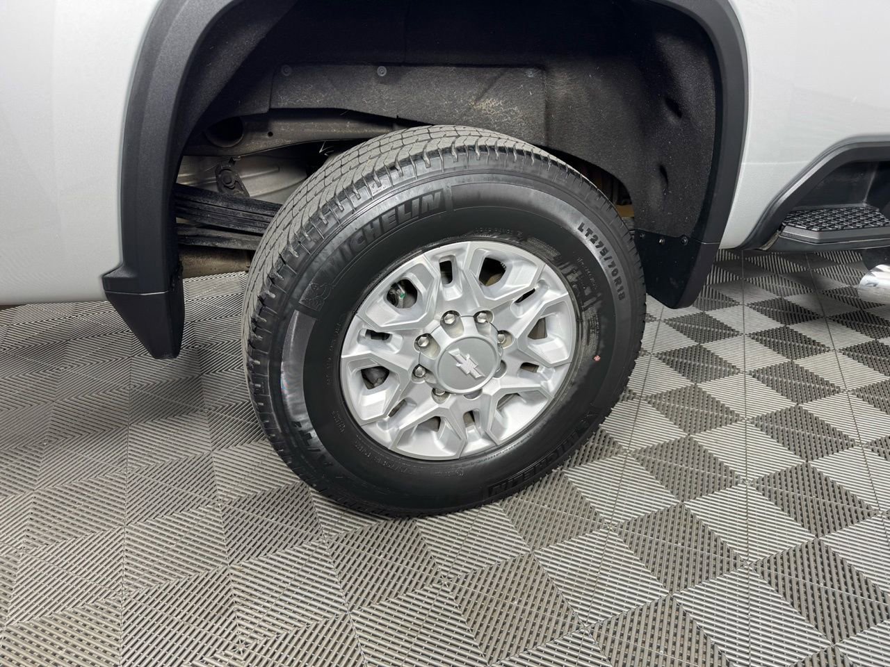 Used 2020 Chevrolet Silverado 2500 LTZ w/ LTZ Convenience Package image 36