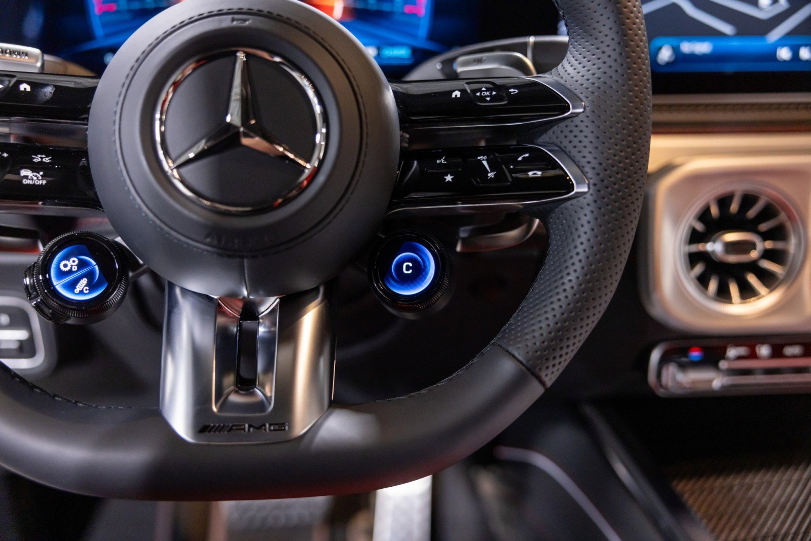 Used 2026 Mercedes-Benz G 63 AMG 4MATIC image 44