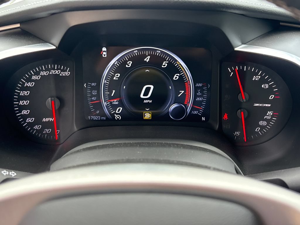 Used 2019 Chevrolet Corvette Z06 RWD image 22
