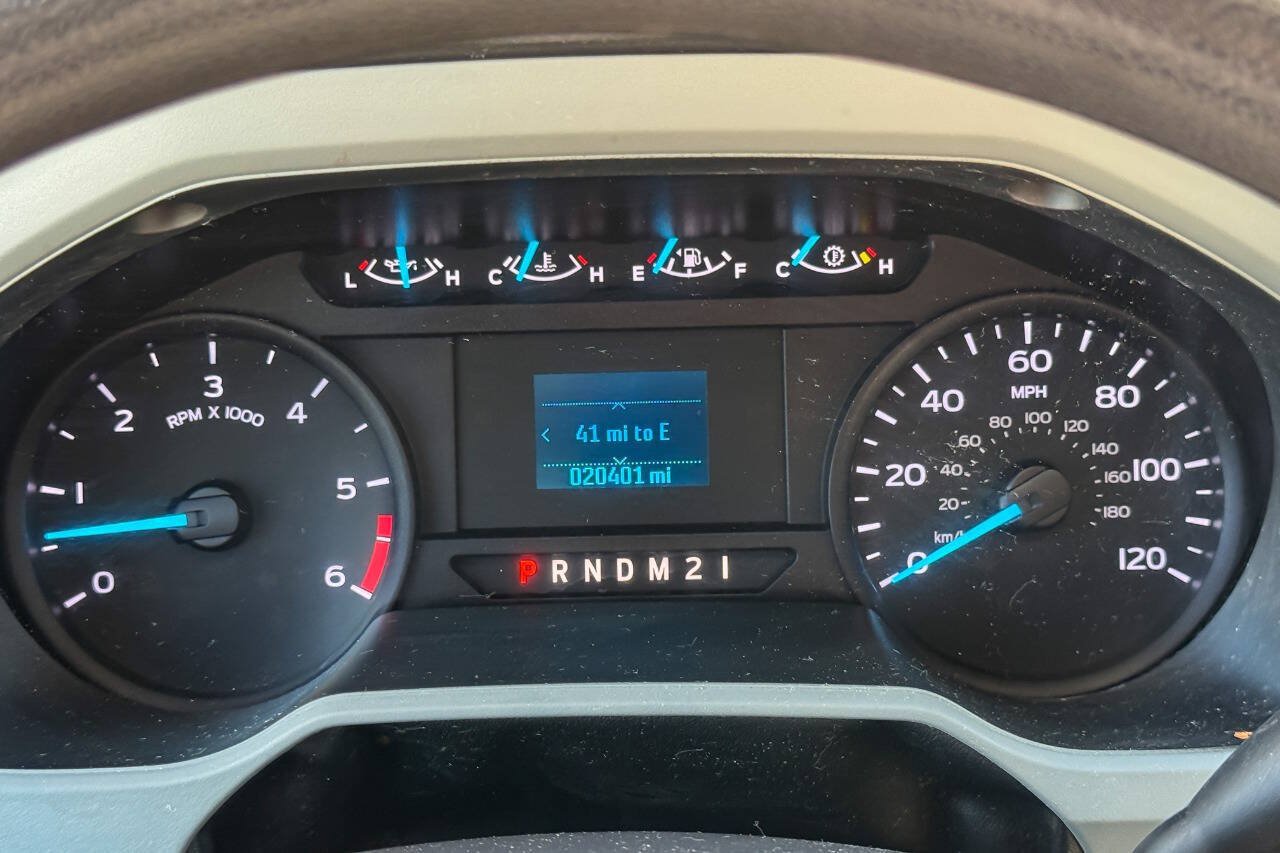 Used 2023 Ford F650 2WD Regular Cab Super Duty image 22