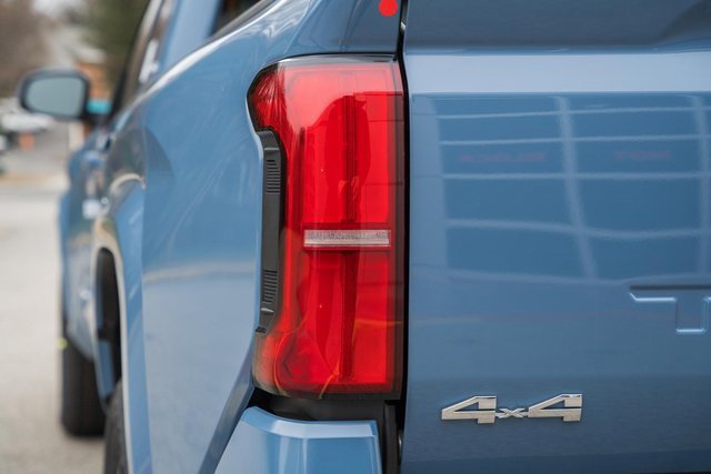 New 2026 Toyota Tacoma SR5 image 7