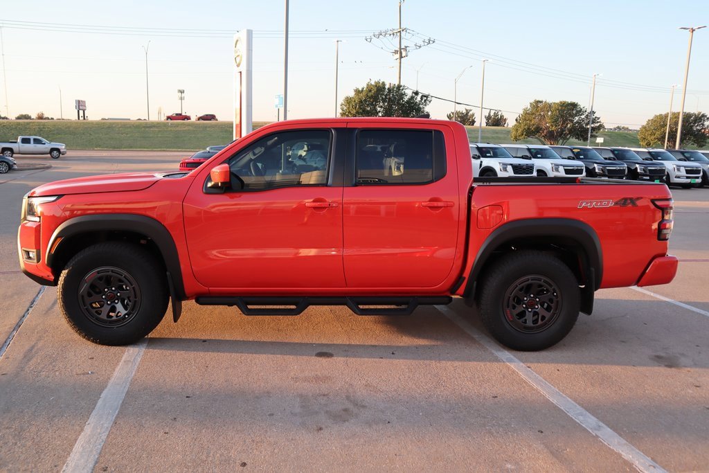 New 2026 Nissan Frontier PRO-4X w/ Pro-4x Convenience Package image 2