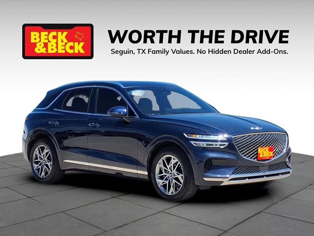 Used 2022 Genesis GV70 2.5T w/ Advanced Package image 3