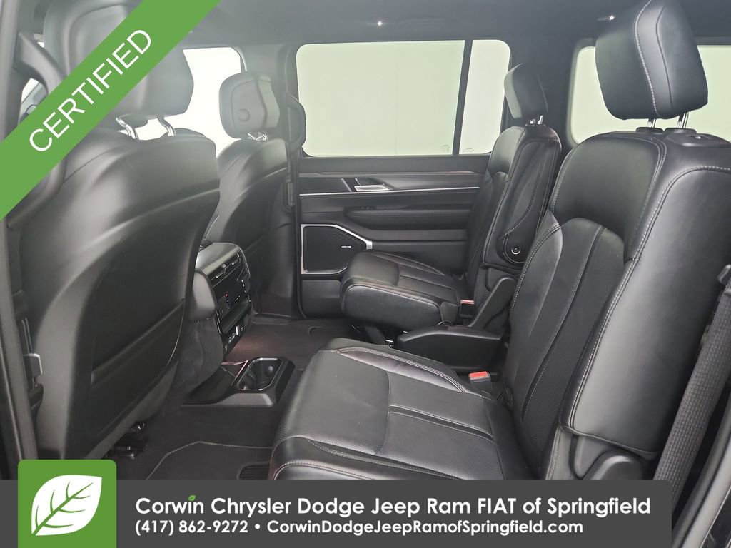 Certified 2024 Jeep Wagoneer Series II image 29