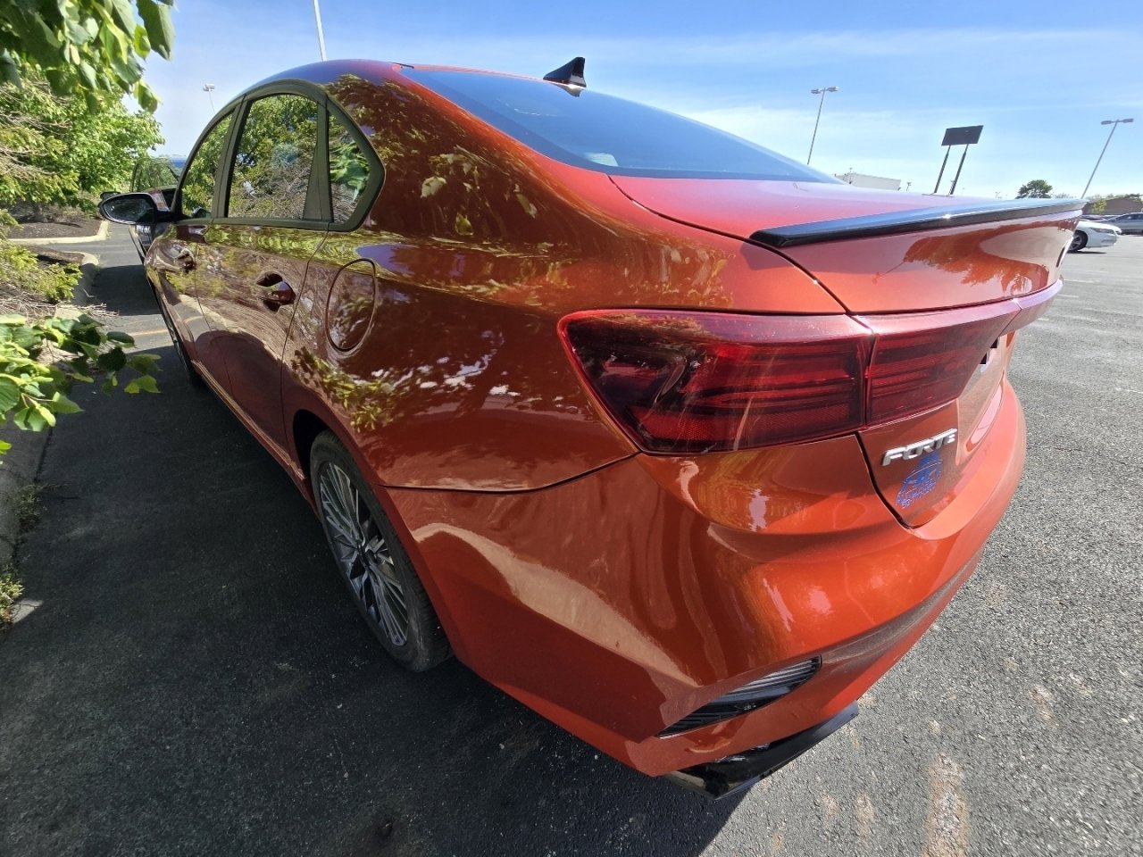 Used 2023 Kia Forte GT-Line w/ GT-Line Premium Package FWD image 5