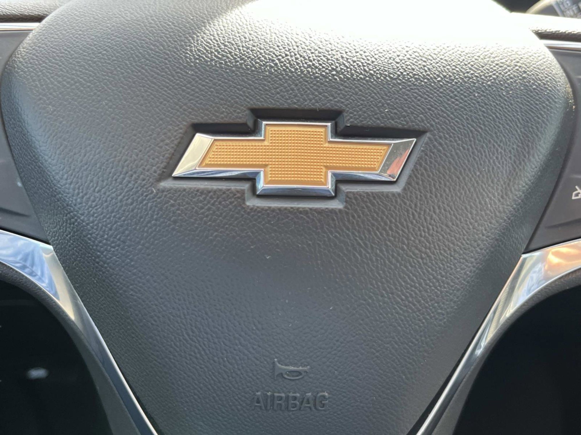 Used 2021 Chevrolet Malibu LT FWD image 31