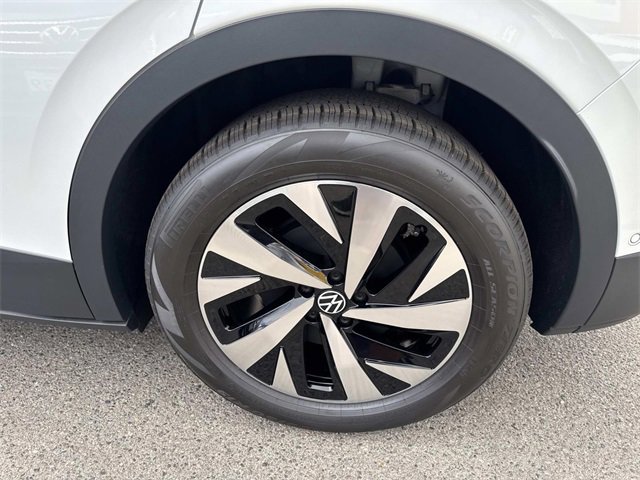 New 2025 Volkswagen ID.4 Pro image 7