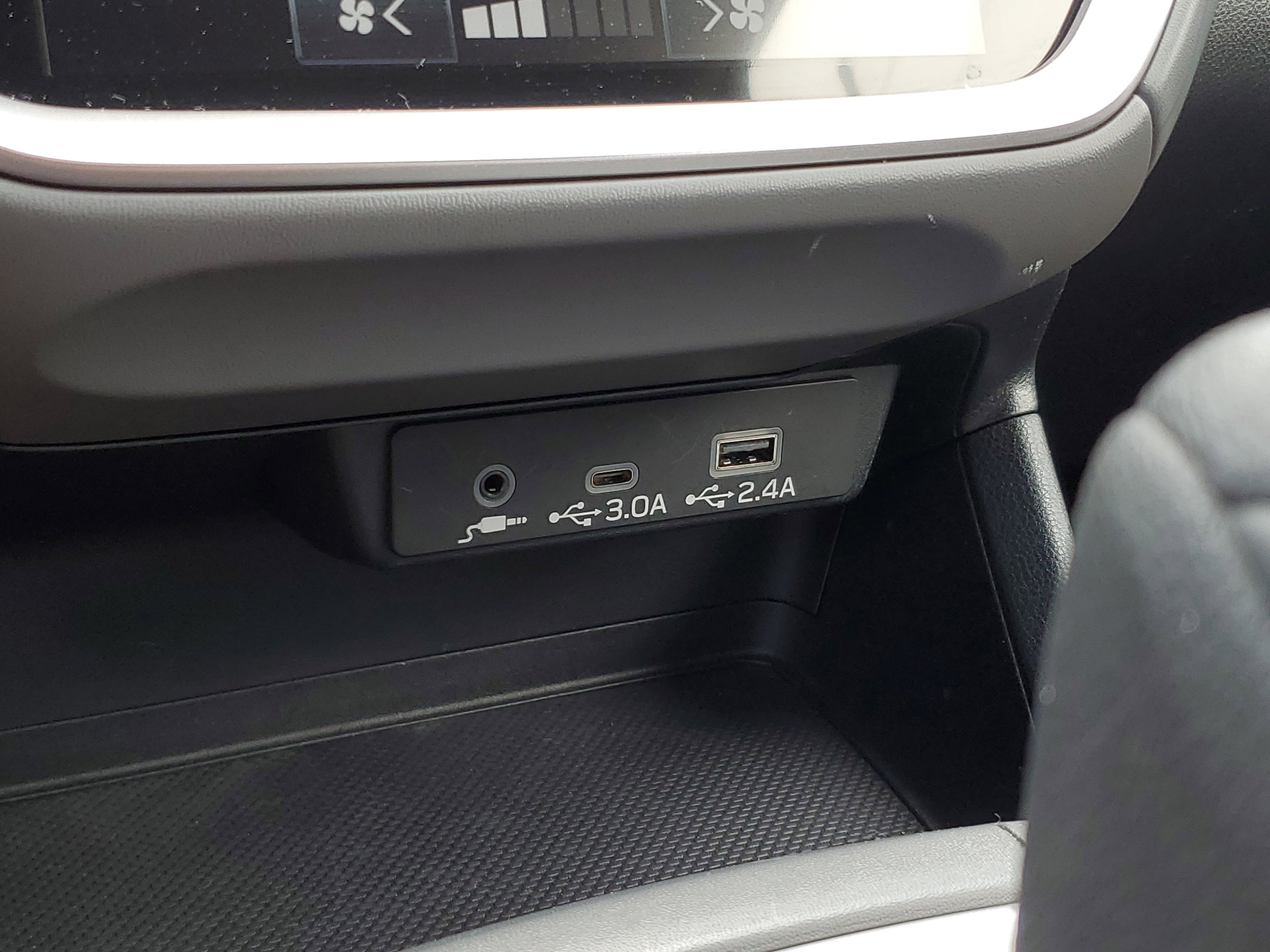 Certified 2024 Subaru Crosstrek 2.0i Premium AWD/4WD image 28