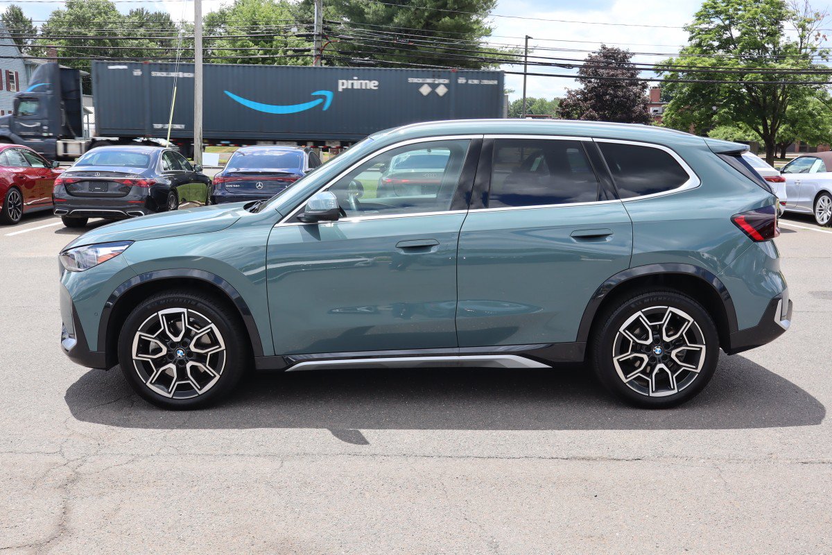 Used 2026 BMW X1 xDrive28i AWD/4WD image 8