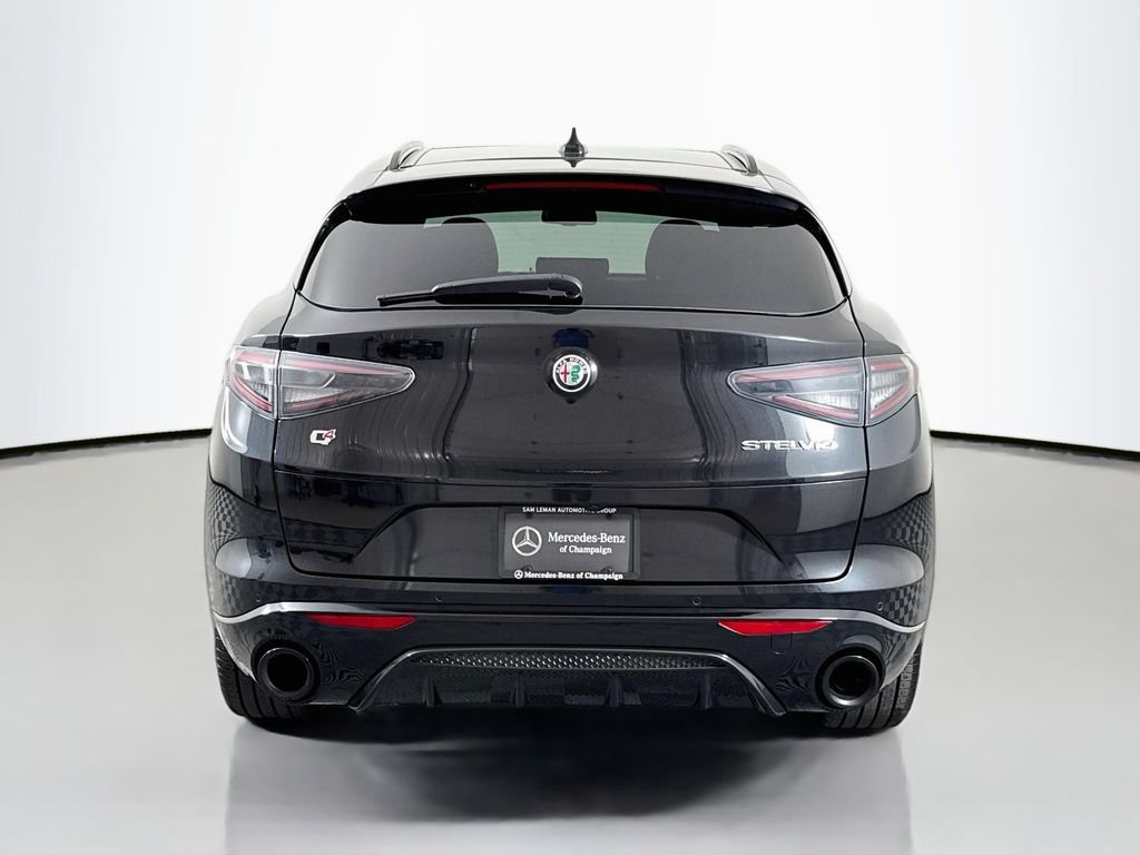 Used 2025 Alfa Romeo Stelvio Sprint w/ Veloce Package AWD/4WD image 6