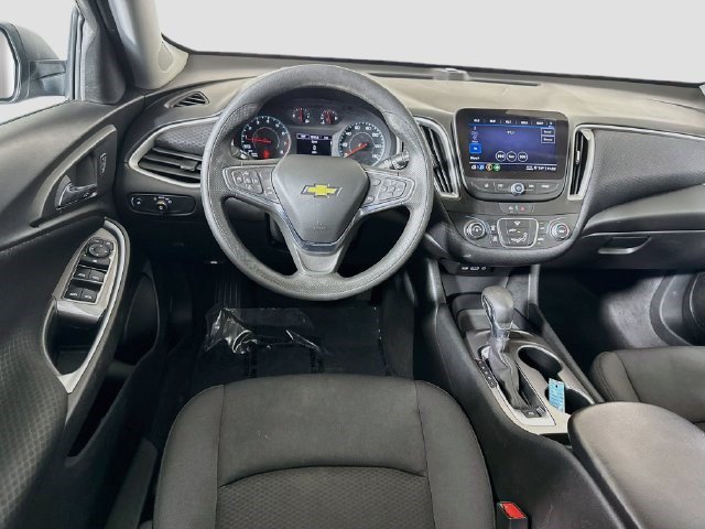 Used 2024 Chevrolet Malibu LS FWD image 16