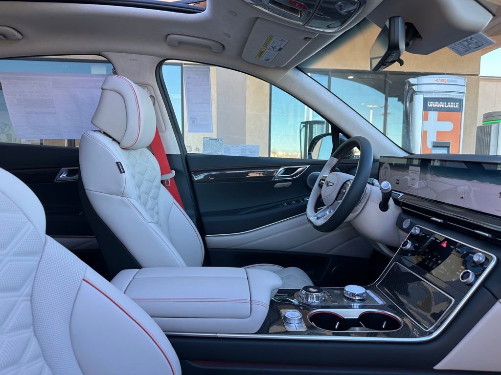 New 2025 Genesis GV80 3.5T e-SC image 34