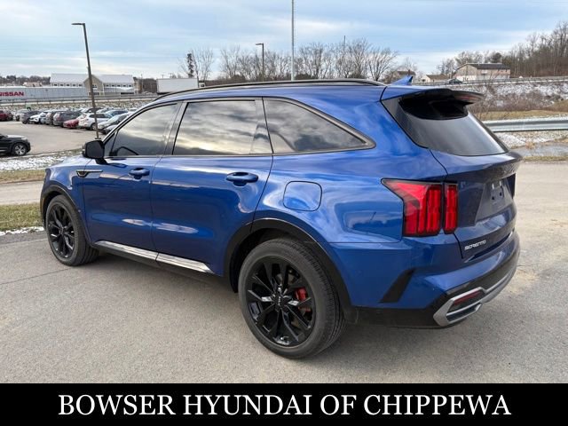 Used 2023 Kia Sorento SX image 3