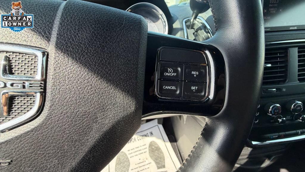 Used 2020 Dodge Grand Caravan SE FWD image 25