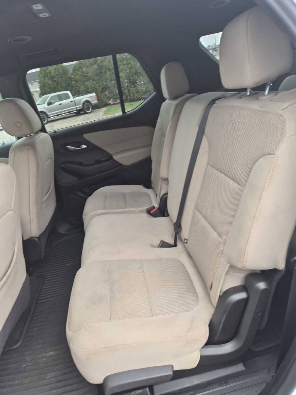 Used 2023 Chevrolet Traverse LS w/ Safety Package AWD/4WD image 12