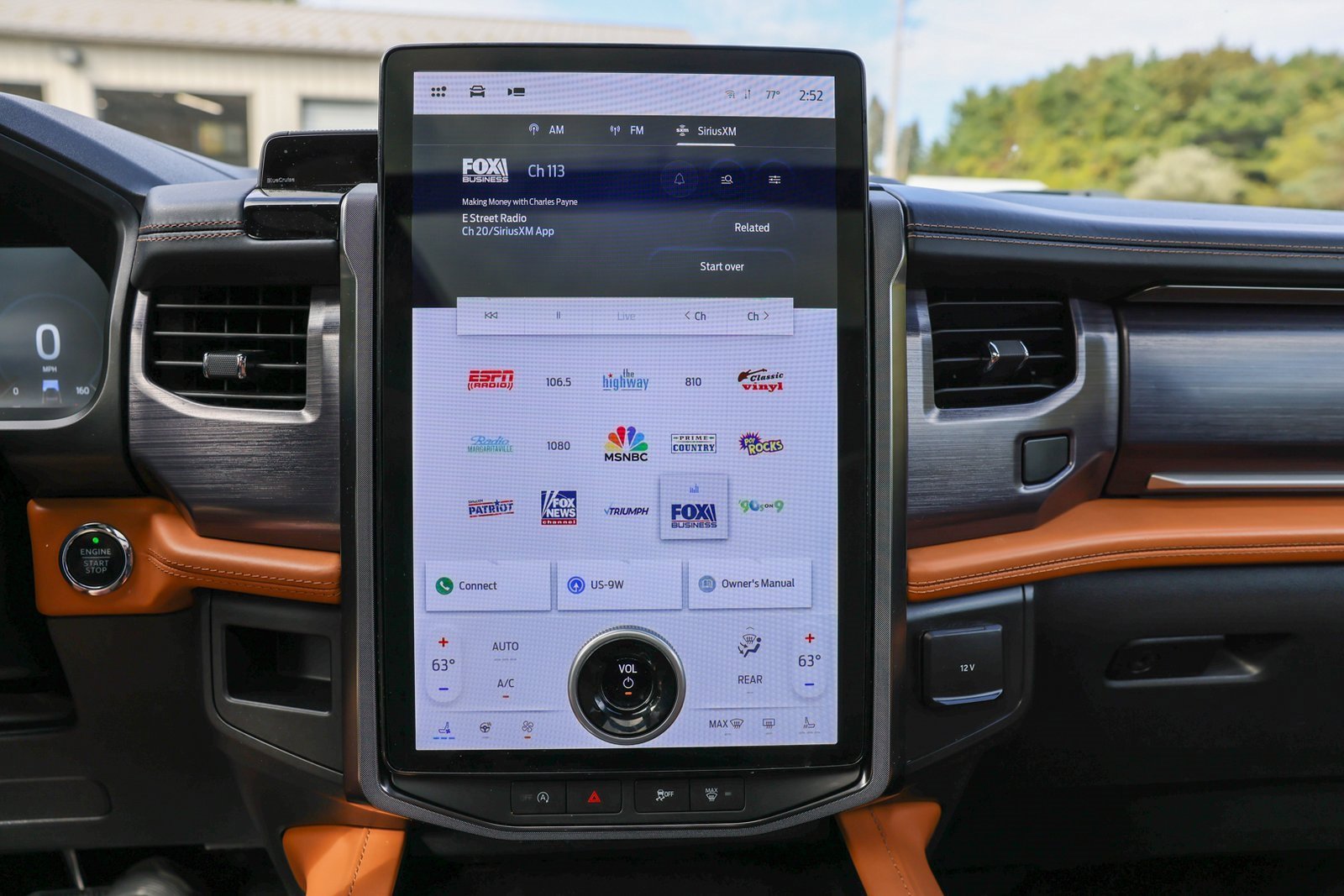 Certified 2022 Ford Expedition Platinum image 28