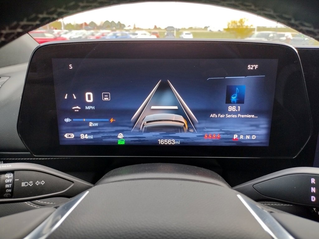 Used 2024 Chevrolet Blazer EV LT image 3