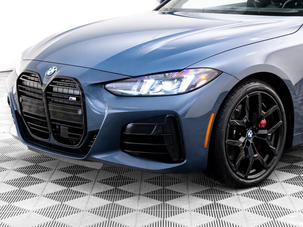 Used 2025 BMW 440i xDrive Coupe w/ Premium Package image 35