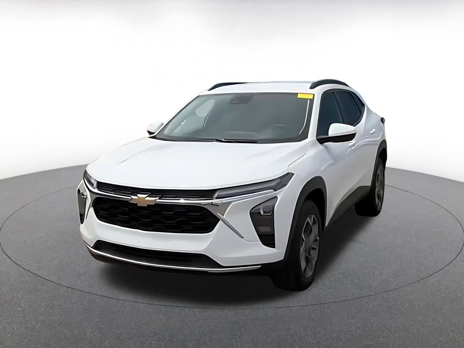 Used 2025 Chevrolet Trax LT w/ LT Convenience Package FWD image 7