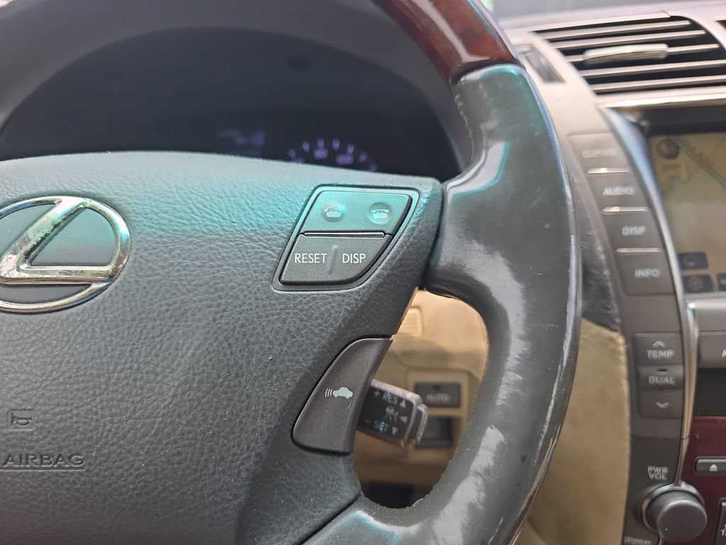 Used 2008 Lexus LS 460 RWD image 20