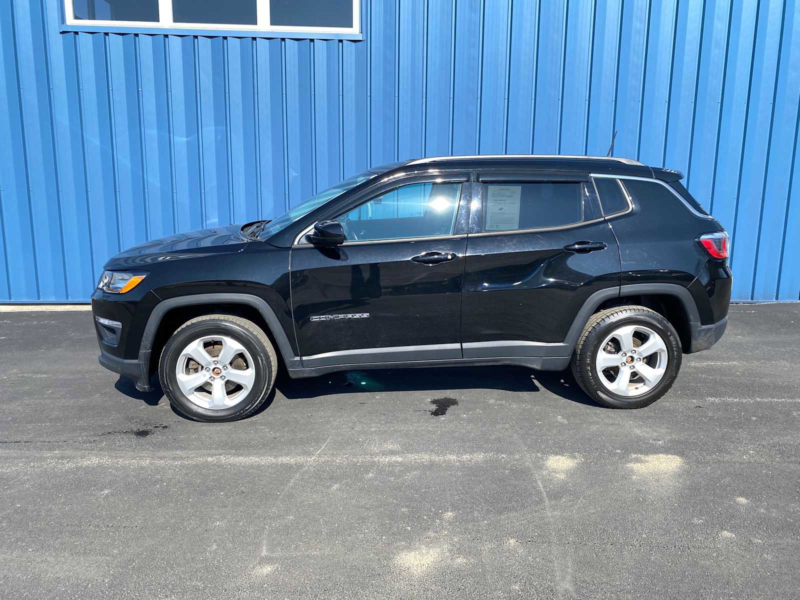 Used 2019 Jeep Compass Latitude w/ Popular Equipment Group AWD/4WD image 13