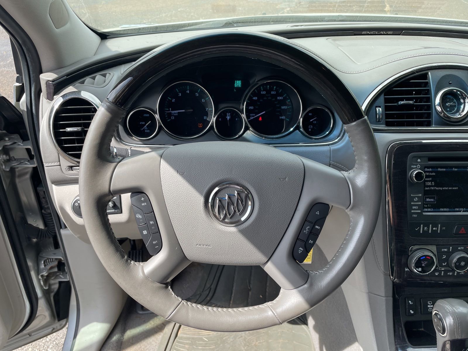 Used 2017 Buick Enclave Leather image 14