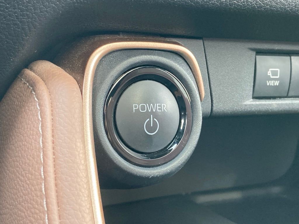 Used 2024 Toyota Grand Highlander AWD Hybrid image 25