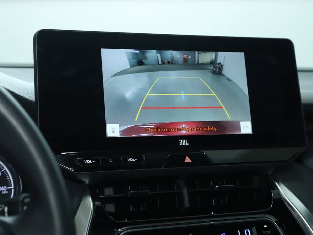 Certified 2023 Toyota Venza XLE image 29