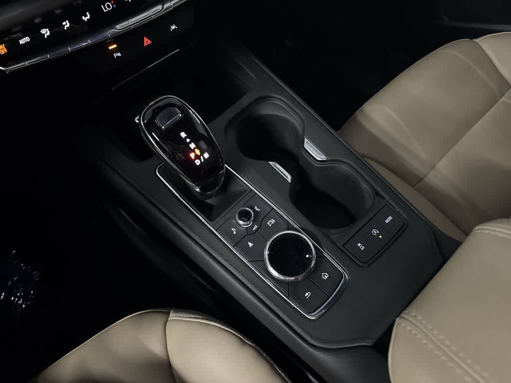 Used 2024 Cadillac XT4 Premium Luxury FWD image 20